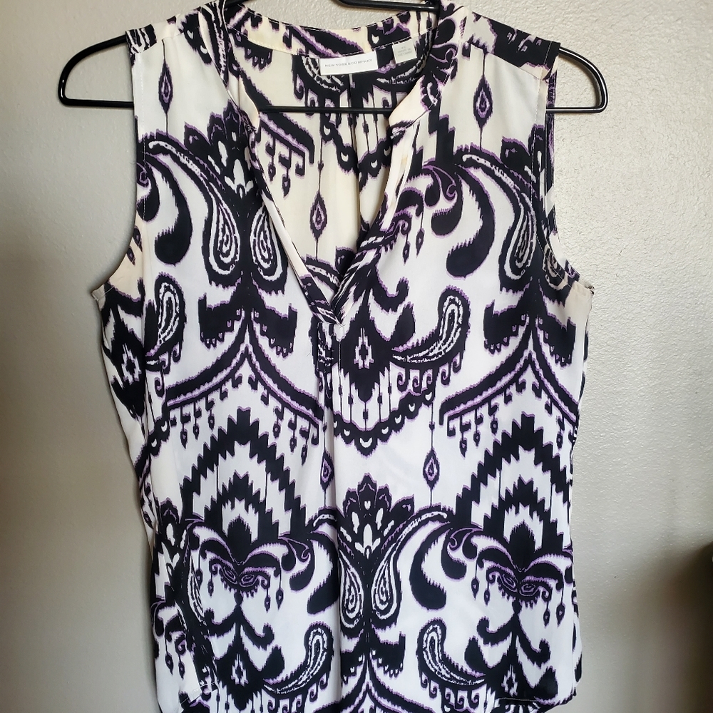 NY & Co Black/White/Purple Top - XS